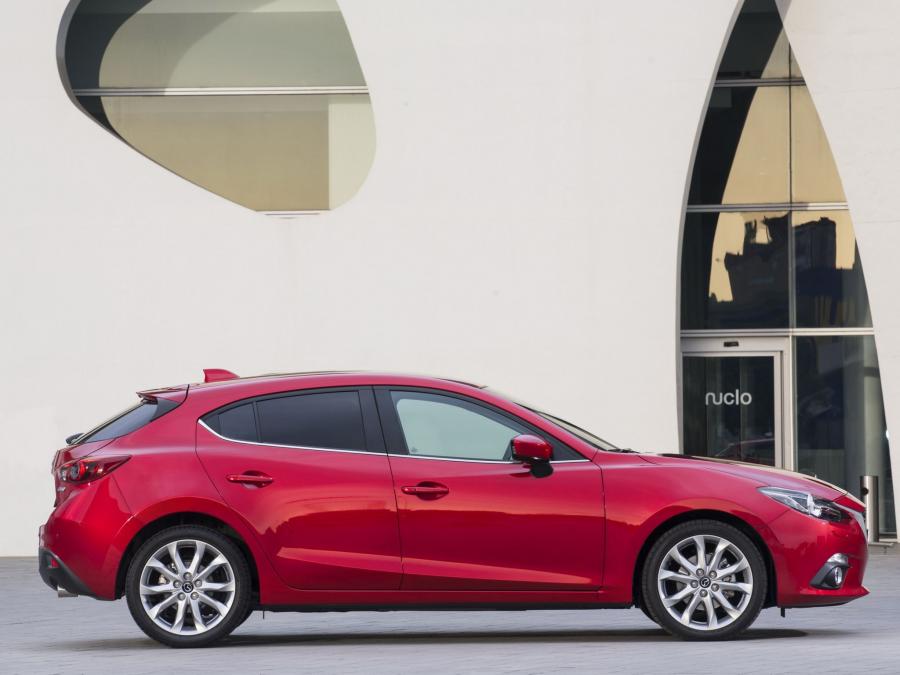  Mazda3 Hatchback 2013 года  (фото 2 из 31)